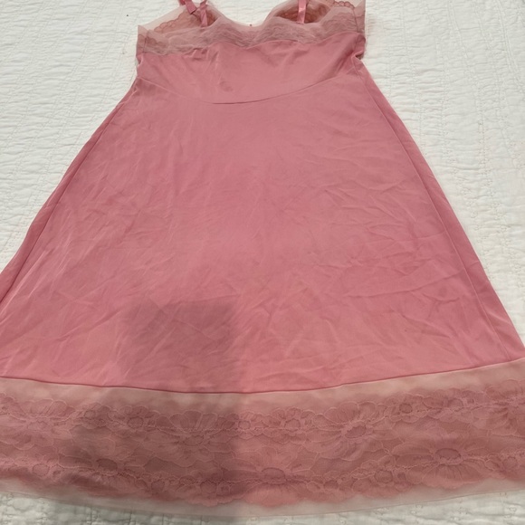 Vintage 60s 70s Blush Pink Lace Trimmed Slip Sz. S‎ - Picture 9 of 12